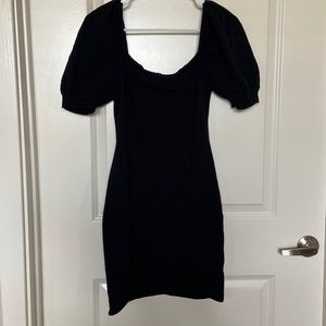 Puff sleeve dress